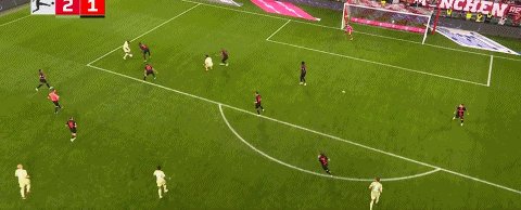 1694817392110018320.gif 拜仁86.gif